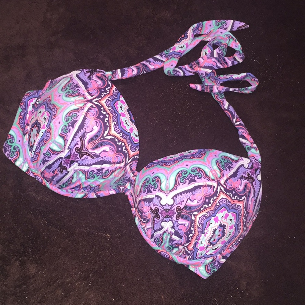 Victoria’s Secret bikini top